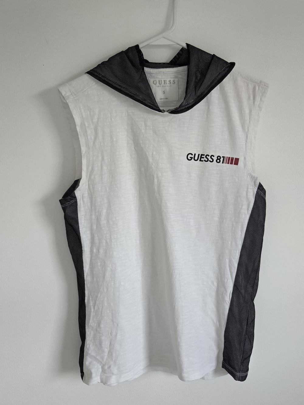 GUESS Sleeveless Hooded Tank
